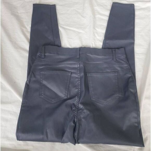 Time & Tru faux leather pant 10 - Picture 6 of 11